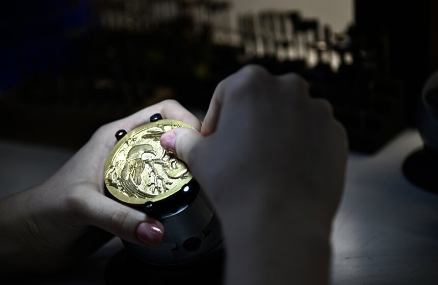 Москвичам рассказали, как студенты столичных колледжей обучаются профессии ювелира 23 фото