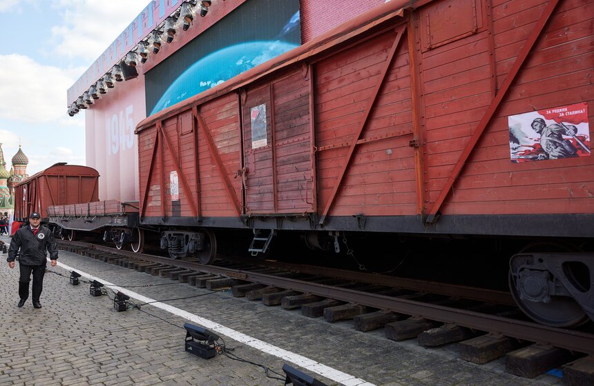 Музей под открытым небом к 80-й годовщине Парада Победы заработал на Красной площади 9 фото