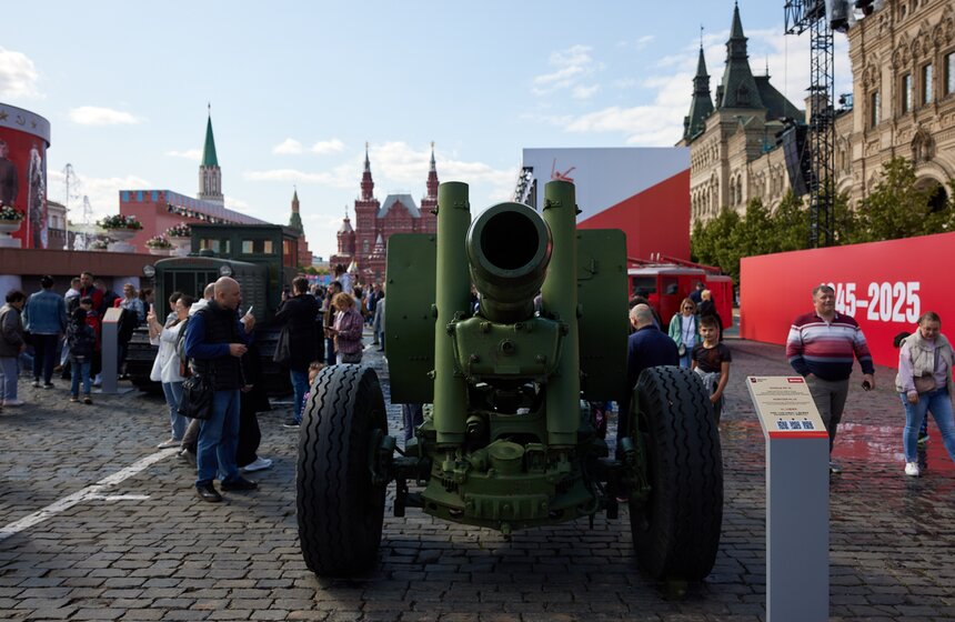 Музей под открытым небом к 80-й годовщине Парада Победы заработал на Красной площади 15 фото