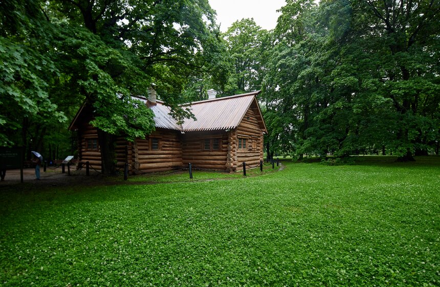 Домик Петра I в музее-заповеднике "Коломенское" отреставрировали 31 фото