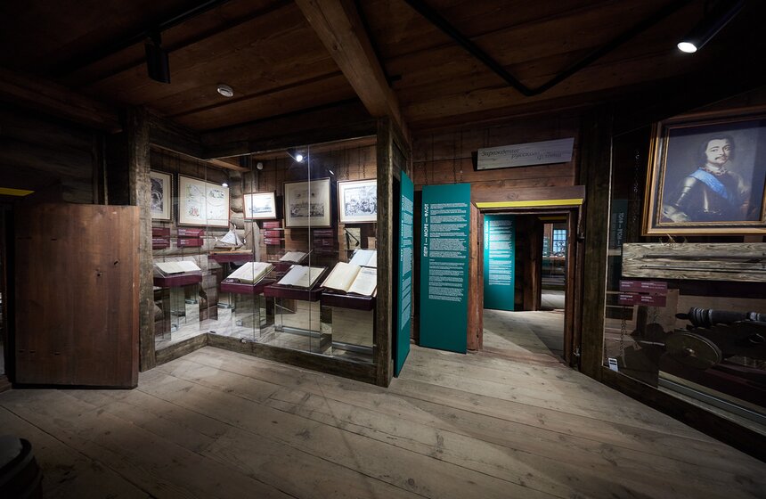 Домик Петра I в музее-заповеднике "Коломенское" отреставрировали 28 фото