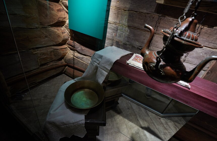 Домик Петра I в музее-заповеднике "Коломенское" отреставрировали 16 фото