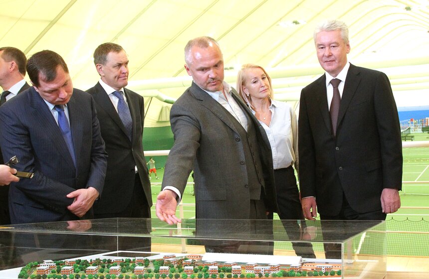 Сергей Собянин посетил строящиеся объекты в Новой Москве 13 фото