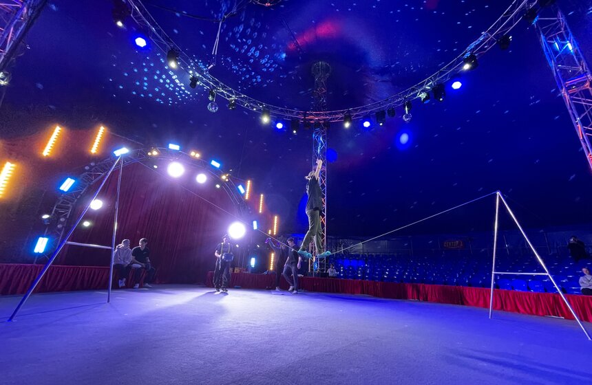 Цирк шапито открылся в Измайловском парке в рамках "Лета в Москве" 5 фото