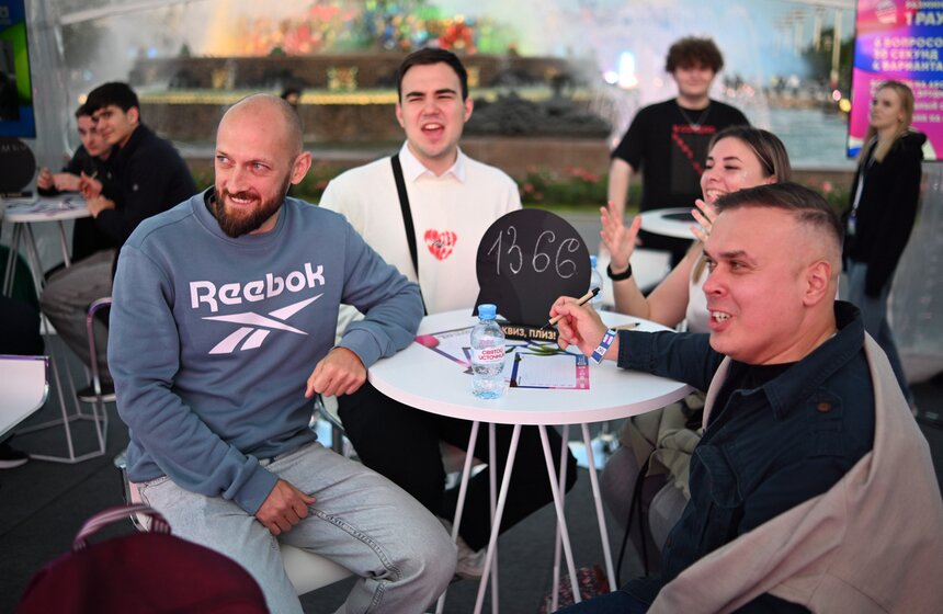 На ВДНХ прошел общегородской выпускной 15 фото