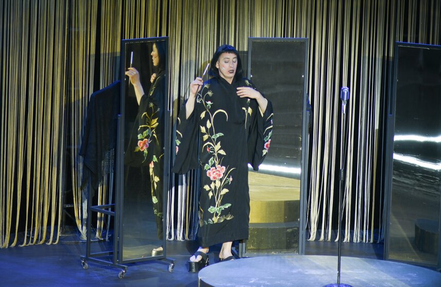 Спектакль-концерт "Вертинский" показали в парке "Политех" 16 фото