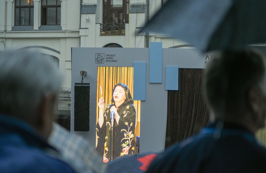 Спектакль-концерт "Вертинский" показали в парке "Политех" 17 фото