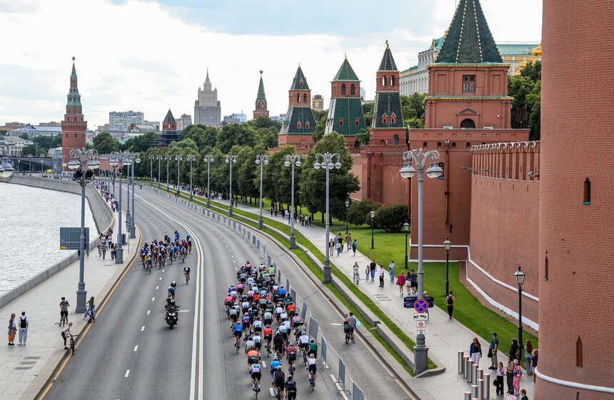 Велогонка "Две реки" прошла в Москве 19 фото
