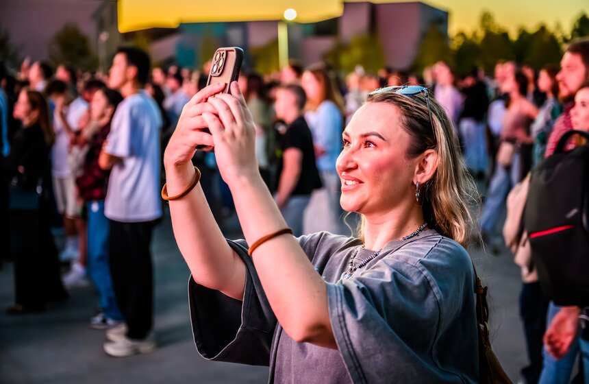 Фестиваль света "Проекция" прошел в кинопарке "Москино" 6 фото