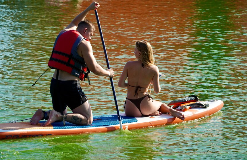 В Строгинском затоне прошел фестиваль "Zaryad Fest" 4 фото