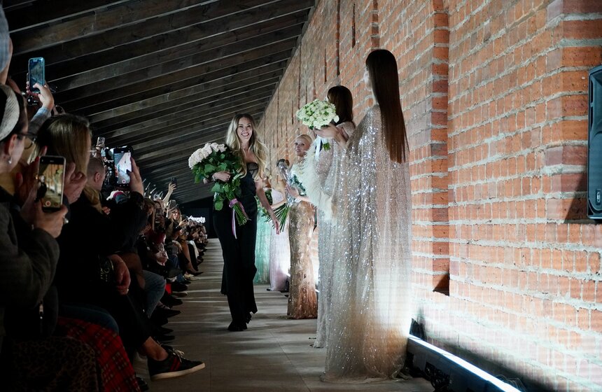 Неделя моды завершилась в Москве 20 фото