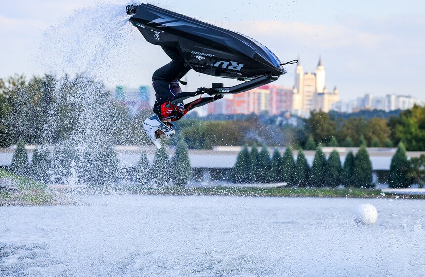 Фестиваль водно-моторных видов спорта прошел в Москве 22 фото