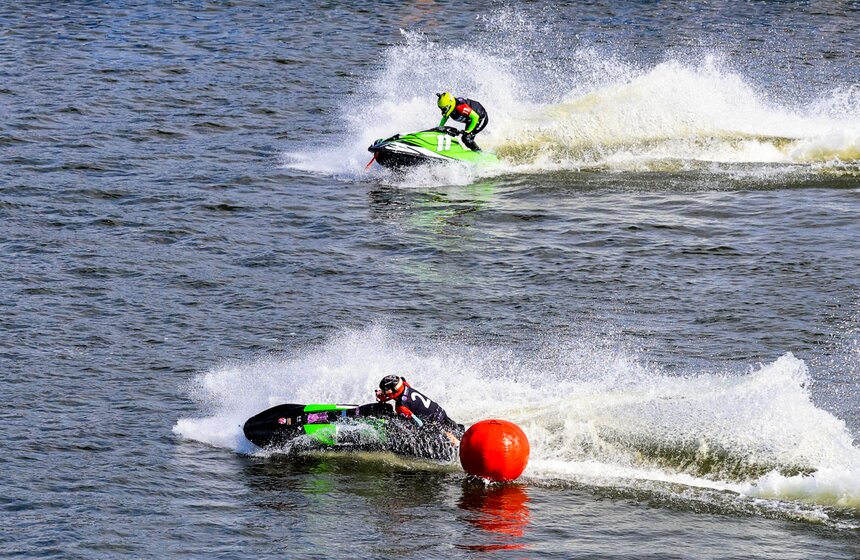 Фестиваль водно-моторных видов спорта прошел в Москве 9 фото