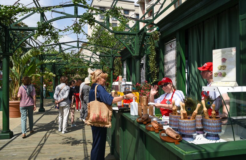 Москва отметила День города 22 фото