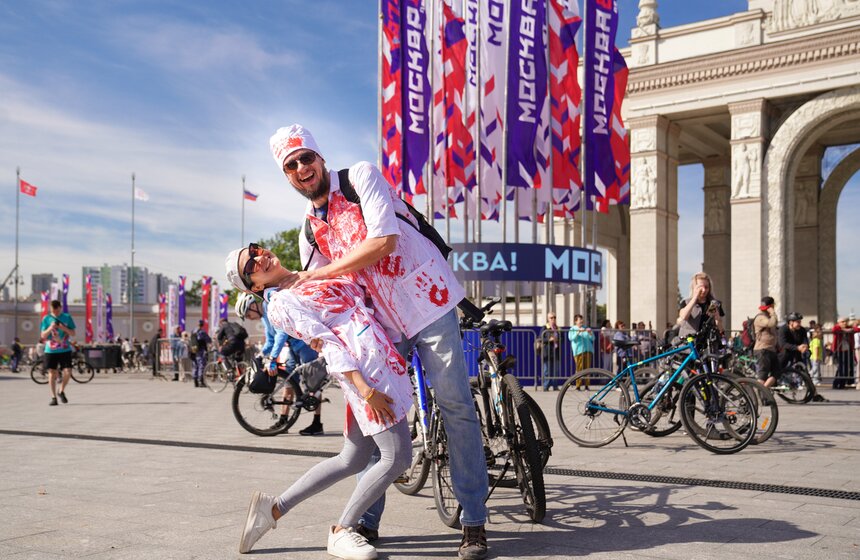 Oсенний велофестиваль прошел в Москве 5 фото