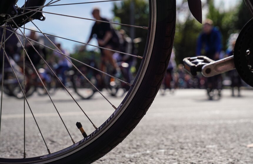 Oсенний велофестиваль прошел в Москве 10 фото