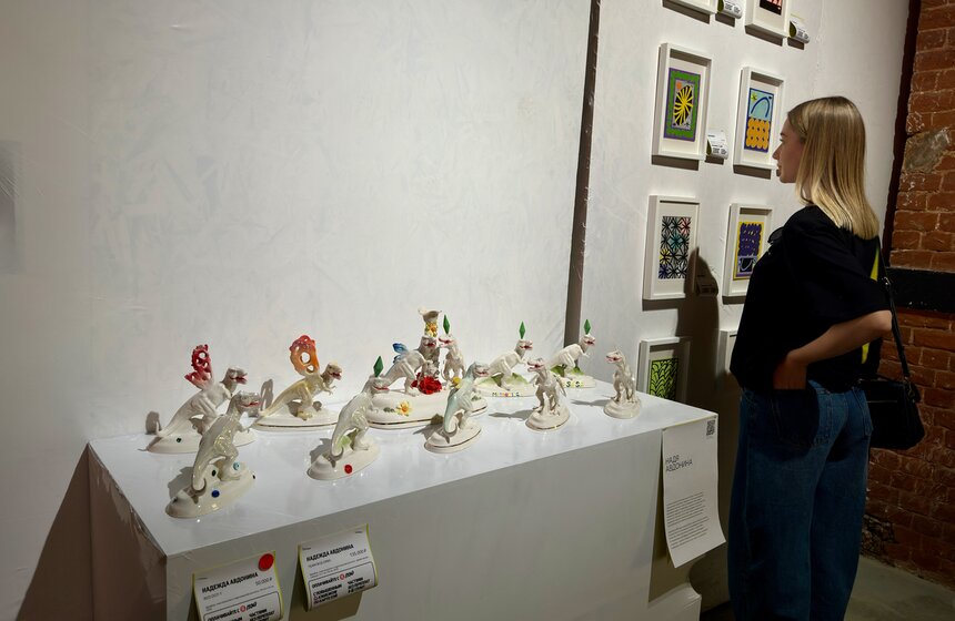 Ярмарка молодого искусства Blazar открылась в Москве 19 фото