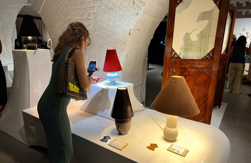 Ярмарка молодого искусства Blazar открылась в Москве 22 фото