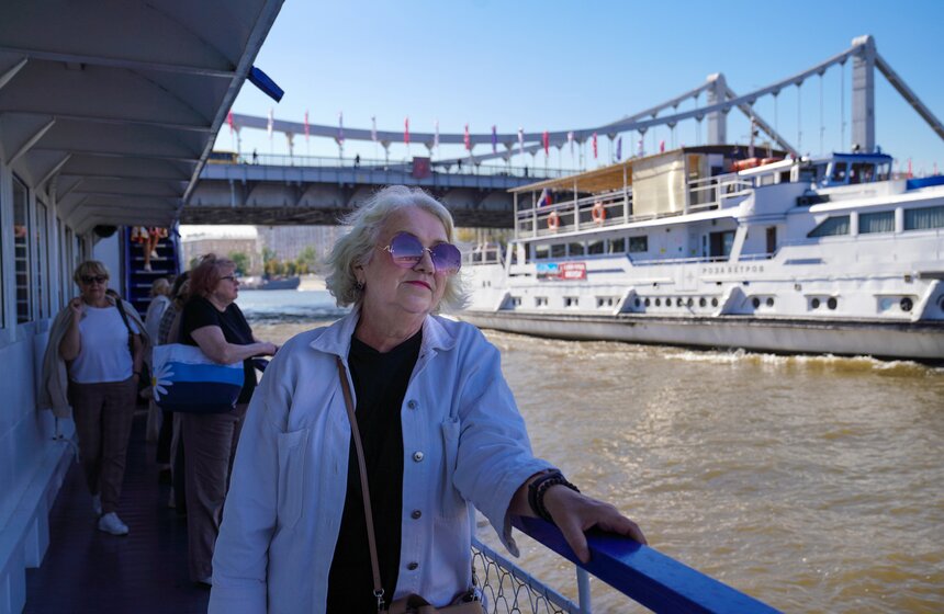 Теплоходная прогулка "Добрый рейс" прошла в честь Дня города в Москве 5 фото