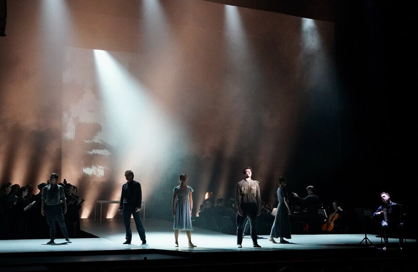 Премьера балетного проекта "Планида" состоялась на сцене Малого театра в Москве 25 фото