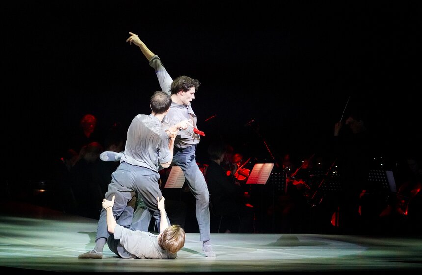 Премьера балетного проекта "Планида" состоялась на сцене Малого театра в Москве 13 фото