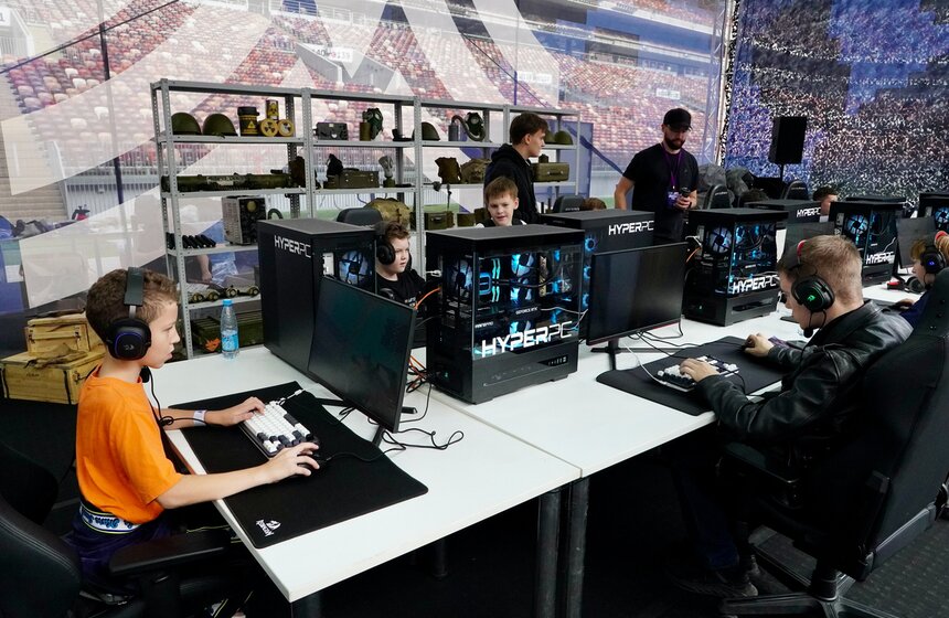 Фестиваль "Киберзарница-2025" прошел в "Лужниках" 10 фото