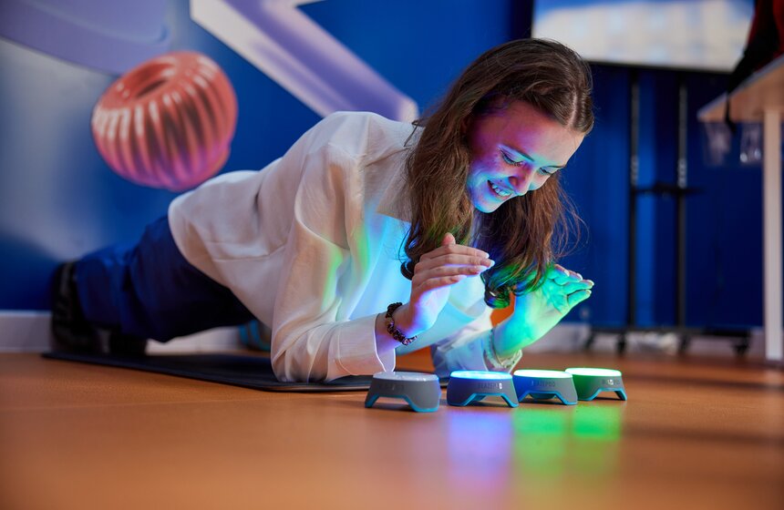 Павильон столичных колледжей открылся на Тверской улице в рамках "Лета в Москве" 9 фото