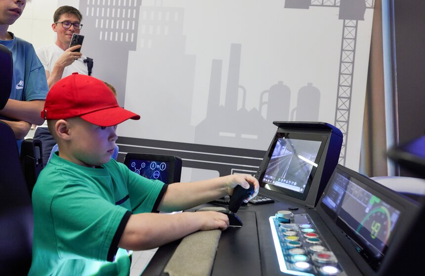 В "Манеже" открылась интерактивная выставка "Та самая Москва" 10 фото