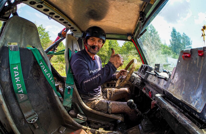 Автомобильные гонки по бездорожью прошли в Твери 2 фото