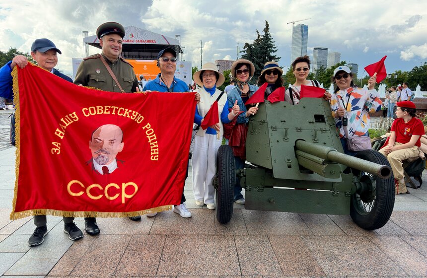 В Москве состоялся фестиваль славянского искусства "Русское поле" 18 фото