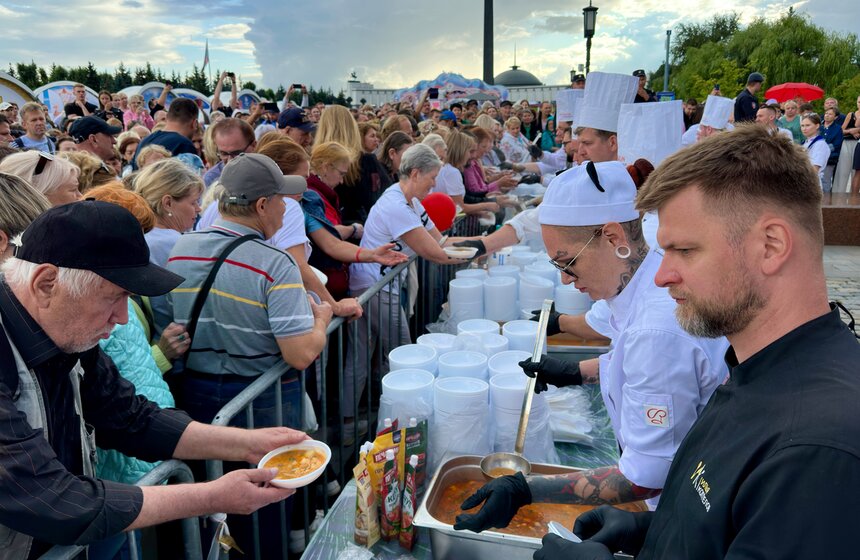 В Москве состоялся фестиваль славянского искусства "Русское поле" 24 фото