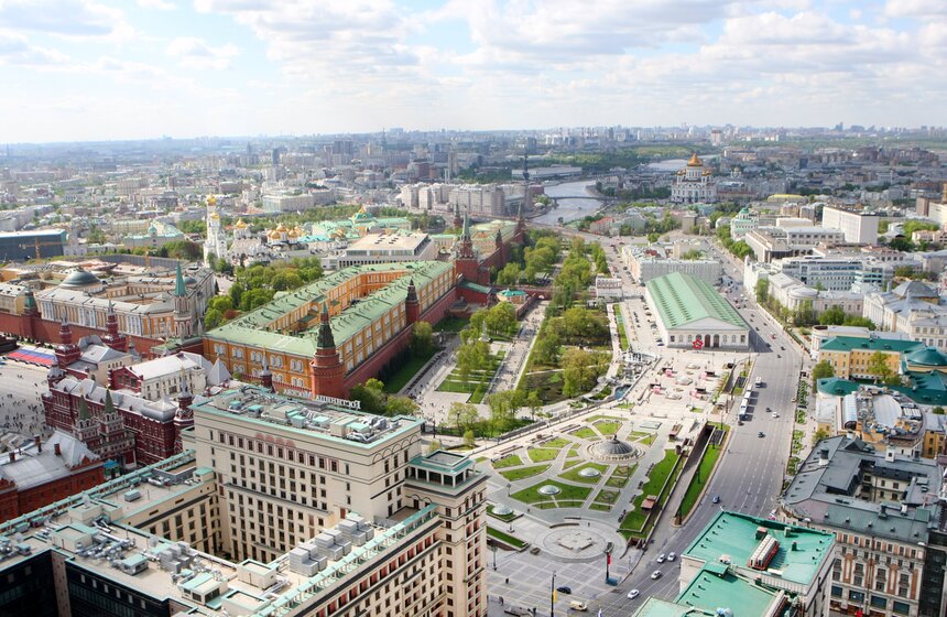 Над Москвой пролетели участники будущего Парада Победы 19 фото