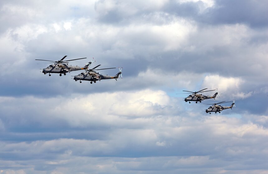 Над Москвой пролетели участники будущего Парада Победы 5 фото