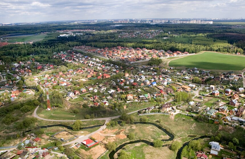 Над Москвой пролетели участники будущего Парада Победы 8 фото