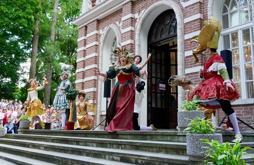 В музее-заповеднике "Царицыно" показали представление к 250-летию усадьбы 2 фото