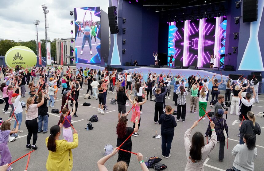 Пятилетие проекта "Спортивные выходные" отметили в Москве 13 фото