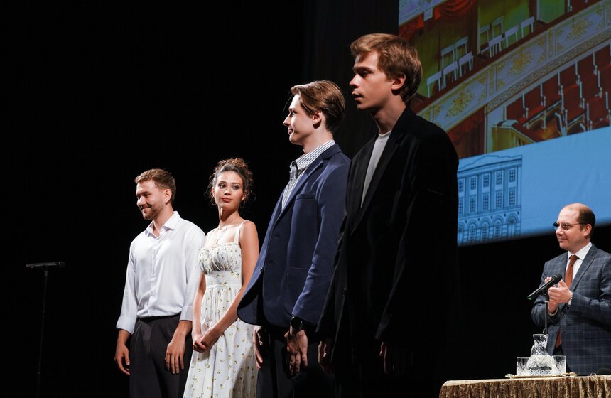 Сбор труппы Малого театра прошел 26 августа 26 фото