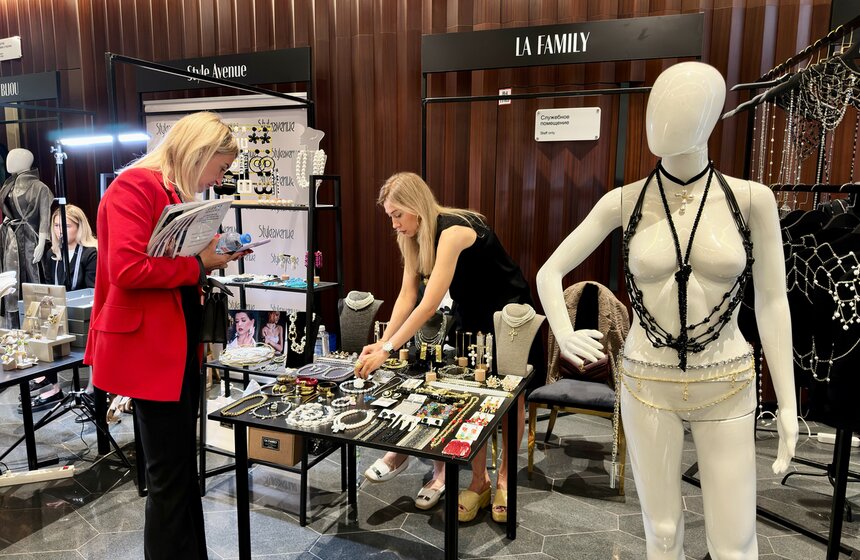 Международный модный форум БРИКС стартовал в Москве 7 фото