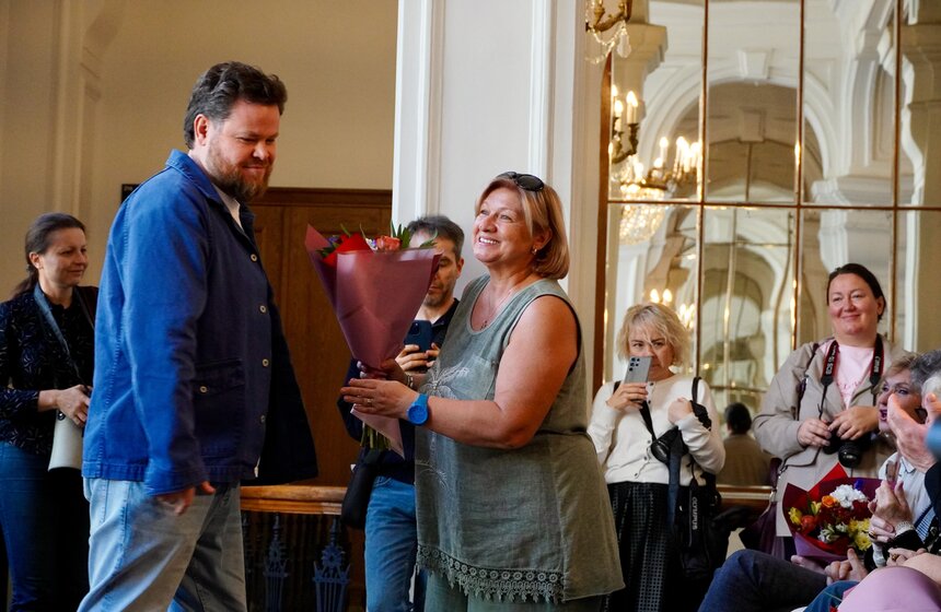 Сбор труппы прошел в Театре Маяковского перед открытием нового сезона 19 фото