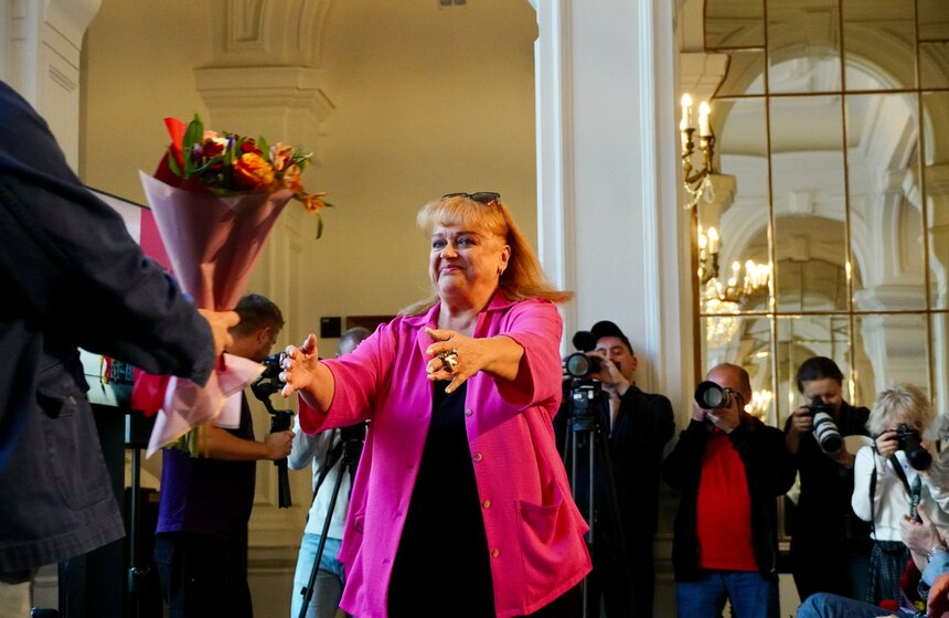 Сбор труппы прошел в Театре Маяковского перед открытием нового сезона 16 фото