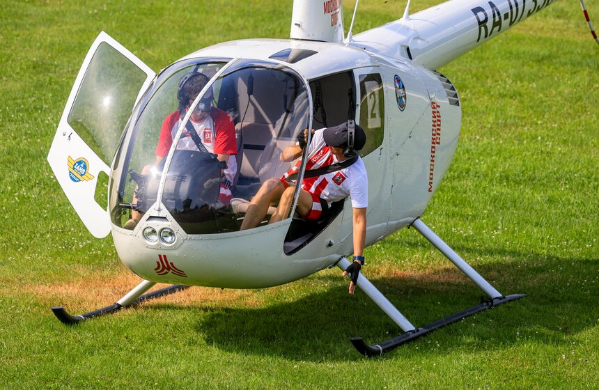 Международные соревнования "Вертолетные гонки" завершились в Тверской области 13 фото