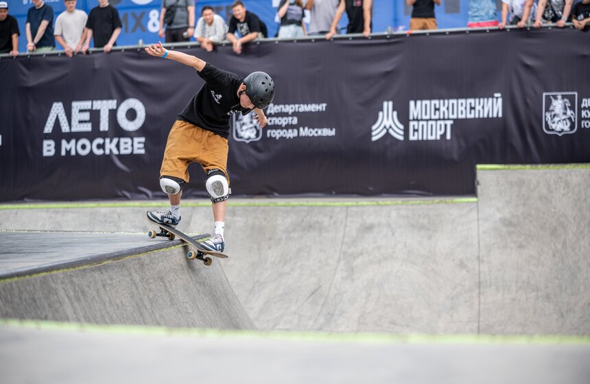 Фестиваль уличного спорта THE BOWL прошел в Москве 13 фото