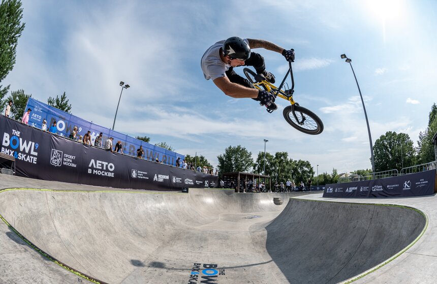 Фестиваль уличного спорта THE BOWL прошел в Москве 18 фото