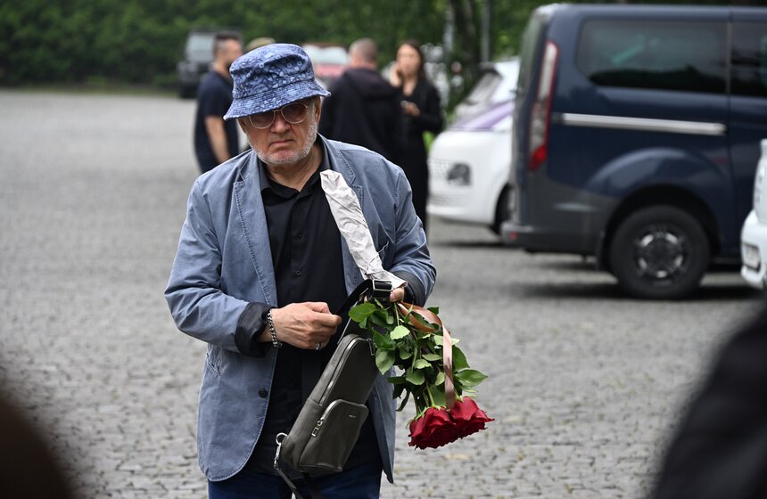 В Москве простились с режиссером Юрием Карой 2 фото