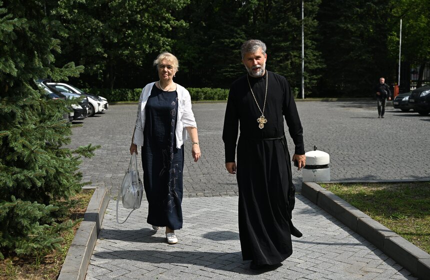 В Москве простились с режиссером Юрием Карой 25 фото