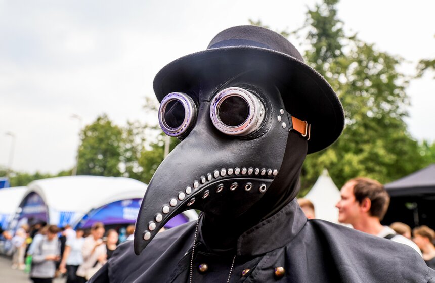 В Москве завершился фестиваль VK Fest с участием звезд эстрады 3 фото