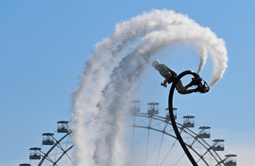 "Гидрофлай-фест" прошел в Измайловском парке в Москве 4 фото