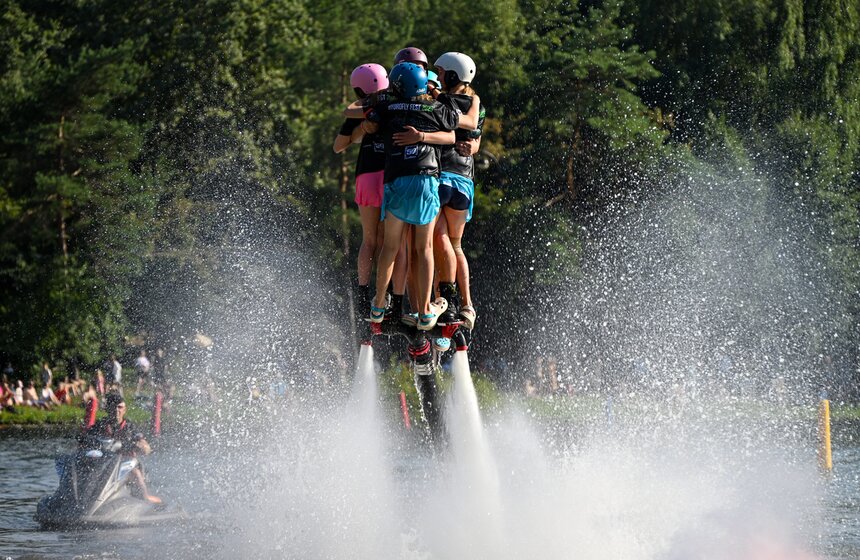 "Гидрофлай-фест" прошел в Измайловском парке в Москве 7 фото