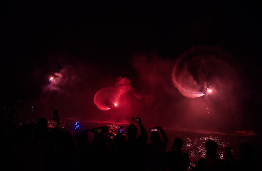 "Гидрофлай-фест" прошел в Измайловском парке в Москве 49 фото