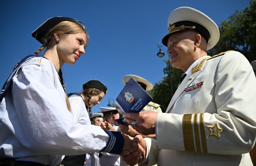 День Военно-морского флота отметили на Северном речном вокзале 10 фото